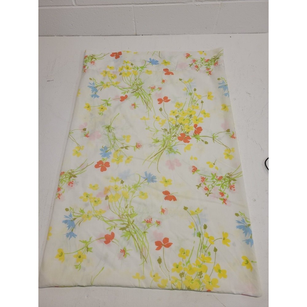 VINTAGE FIELDCREST FLORAL STANDARD PILLOWCASE 20" x 30"